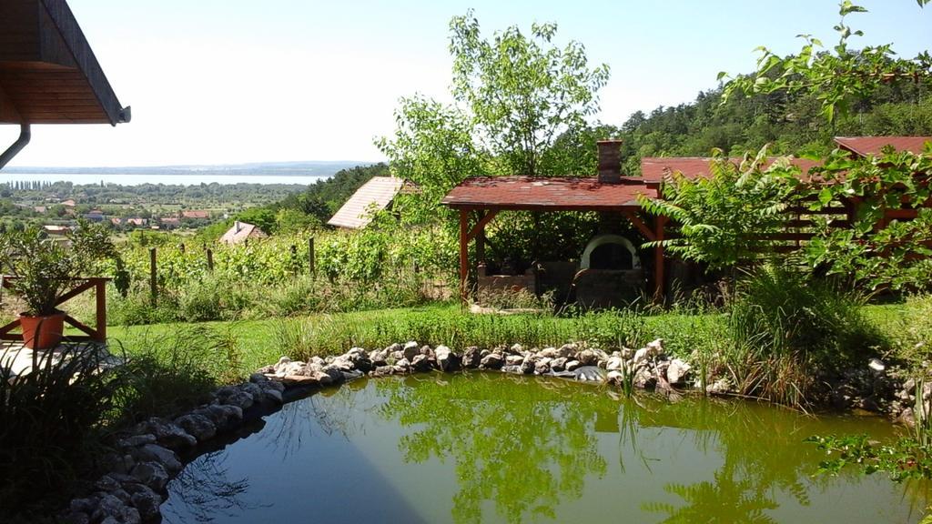 מלון Balatongyörök Kincses Vendeghaz מראה חיצוני תמונה