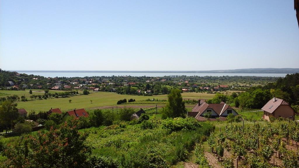 מלון Balatongyörök Kincses Vendeghaz מראה חיצוני תמונה