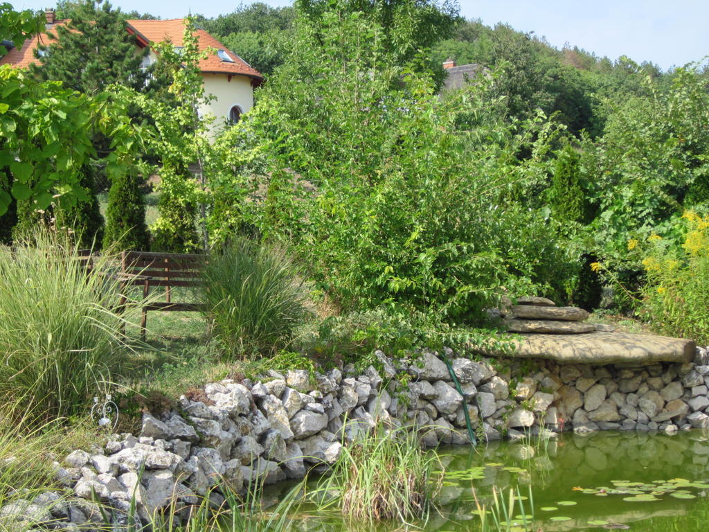 מלון Balatongyörök Kincses Vendeghaz מראה חיצוני תמונה